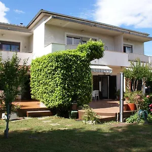 apartments-dubravka-vrh.primorje-gorskikotar.com/